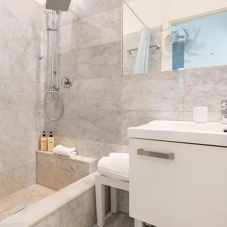 Pgrhome Civinini * Řím